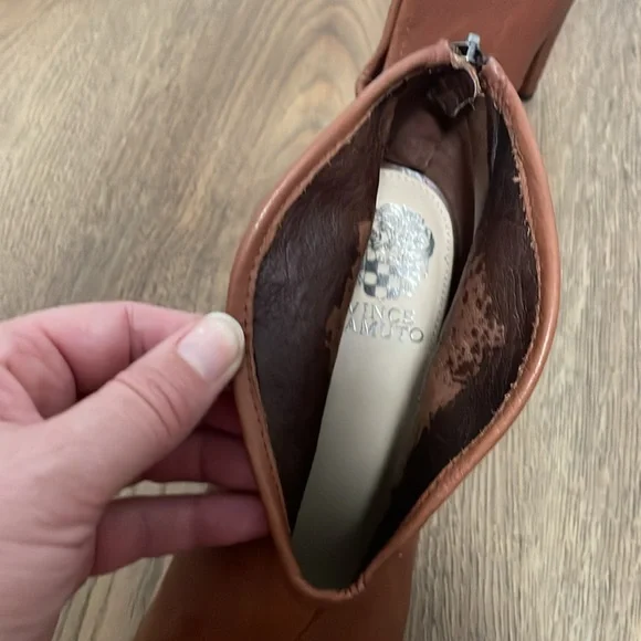 GUC Vince Camuto brown leather open toe heels. 4” heel Size 8.5 M - Picture 9 of 11